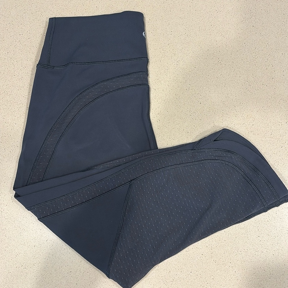 Lu Lu Lemon 3/4 legging slate gray